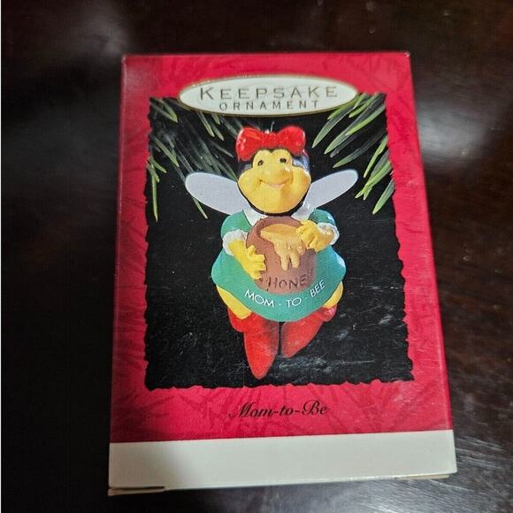 Hallmark Keepsake Christmas Ornament 1993 Mom to Be - Momma Bumblebee - Picture 1 of 2